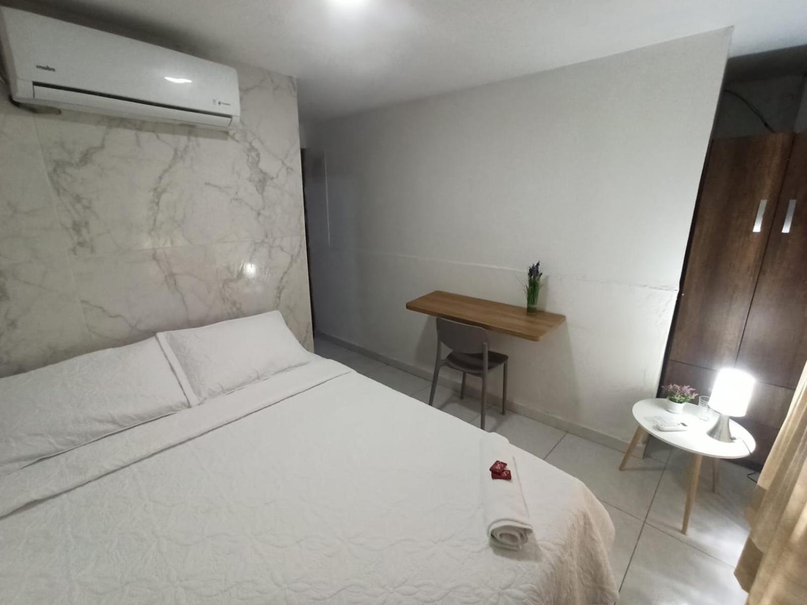 Hostal Casa De Americas *