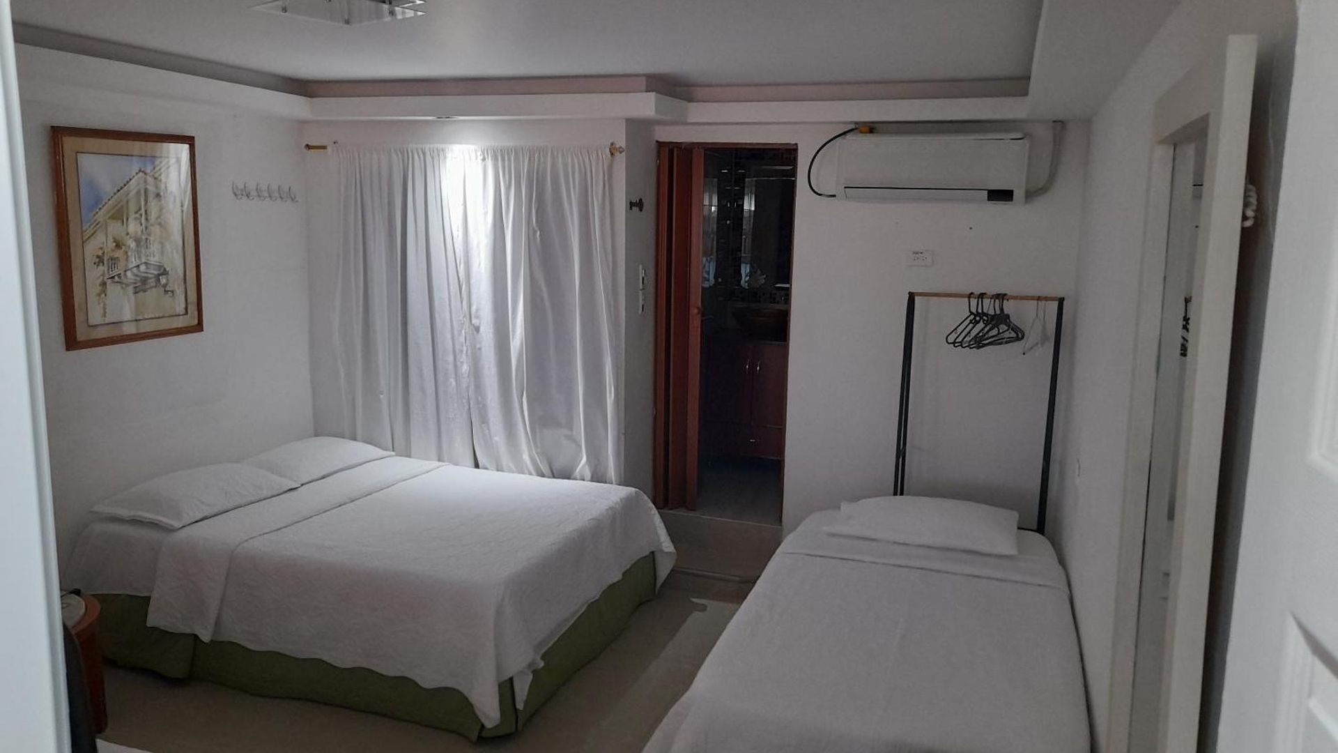 Casa De Americas Hostel *