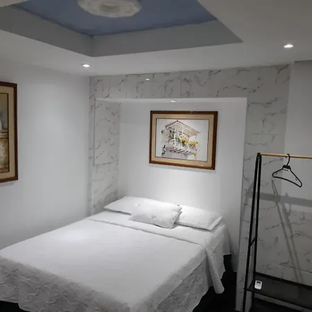 Hostal Casa De Americas