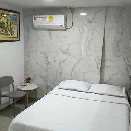 Casa De Americas Hostal *