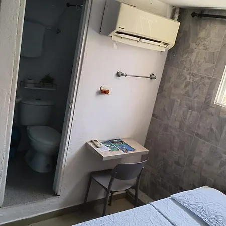 Casa De Americas Hostal *